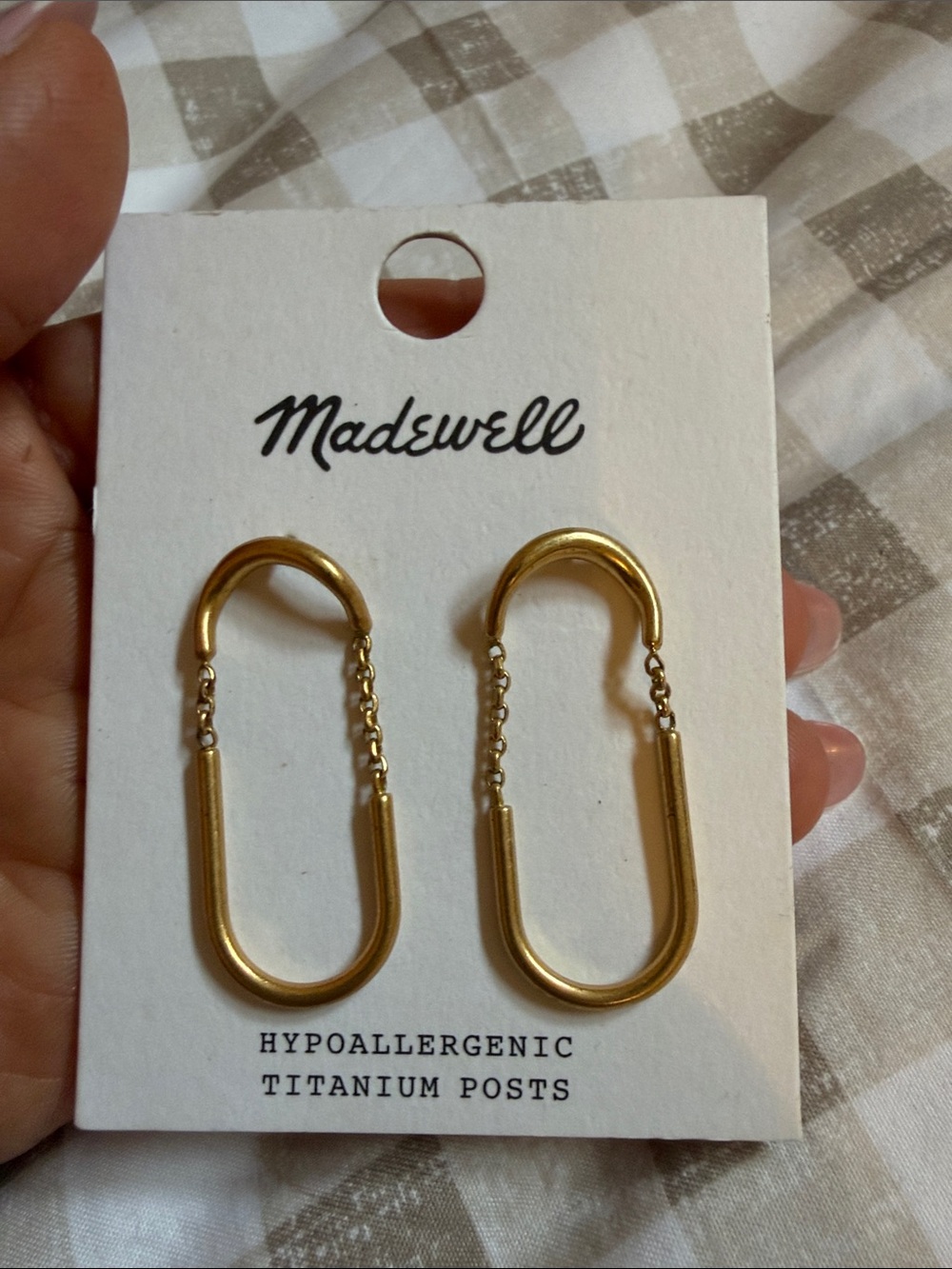 Elegant Gold Hoop Earrings
